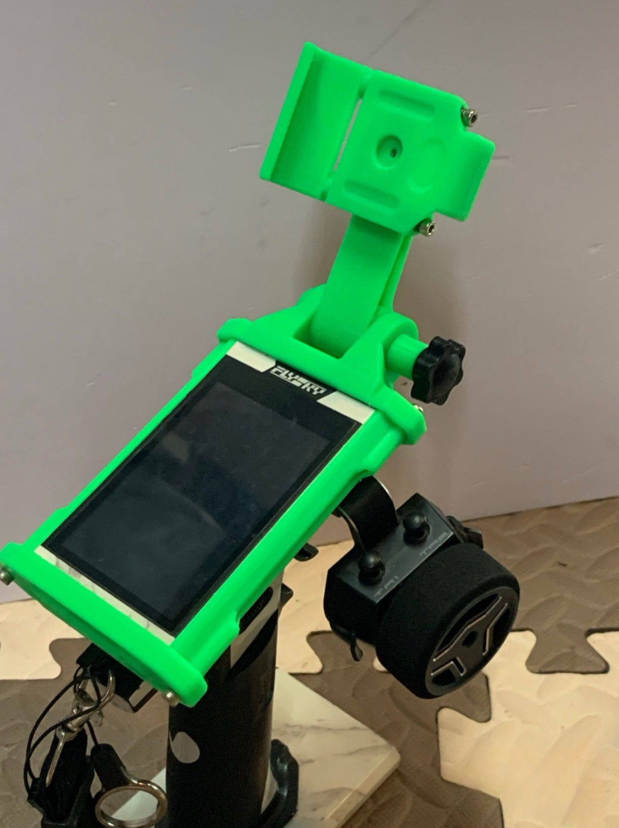 Flysky NB4/NB4+ phone holder phone mount