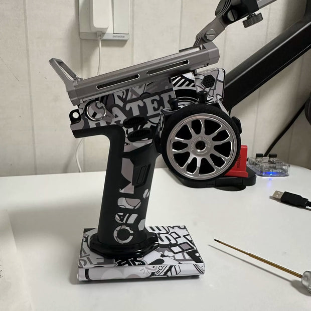 Soar Flysky NB4 Pro autocollant radio peau graffiti noir et blanc